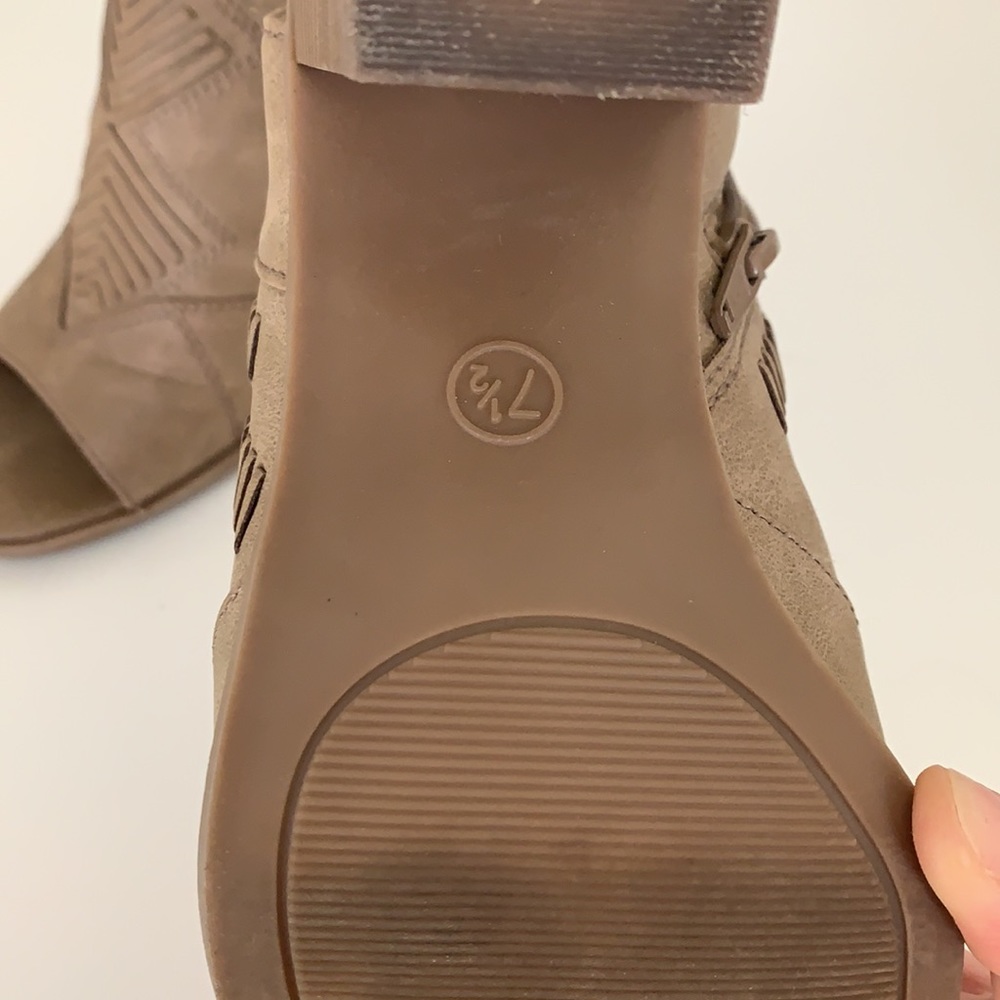 Target Universal Thread Peep Toe Bootie - image 4